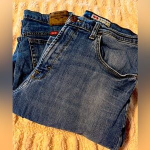 Wrangler Men’s Relaxed Fit Jeans 32x32